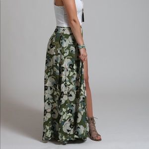 Free people floral maxi skirt xs